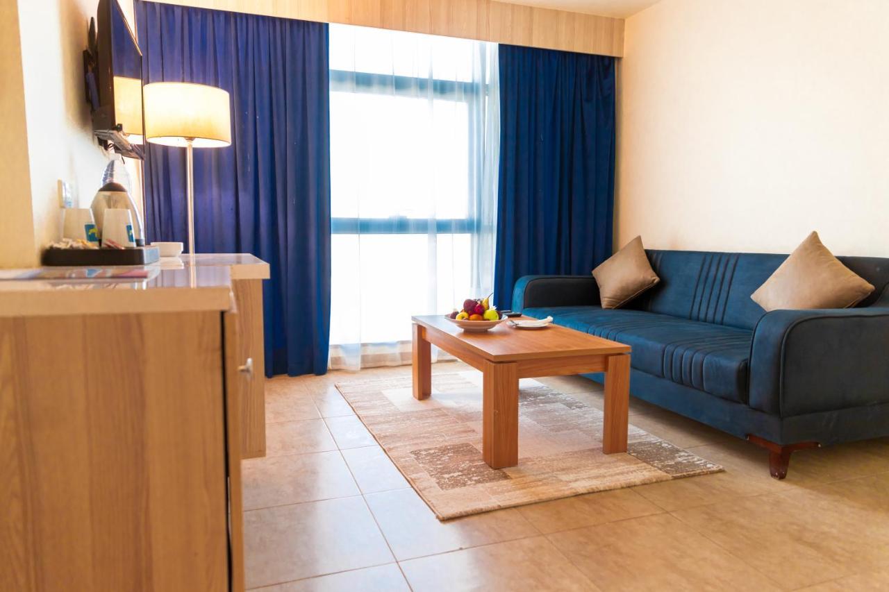 Hôtel Diamond Azur Sohag Extérieur photo
