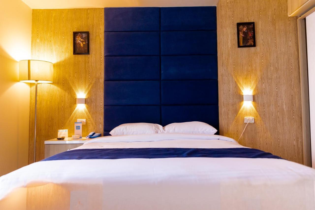 Hôtel Diamond Azur Sohag Extérieur photo