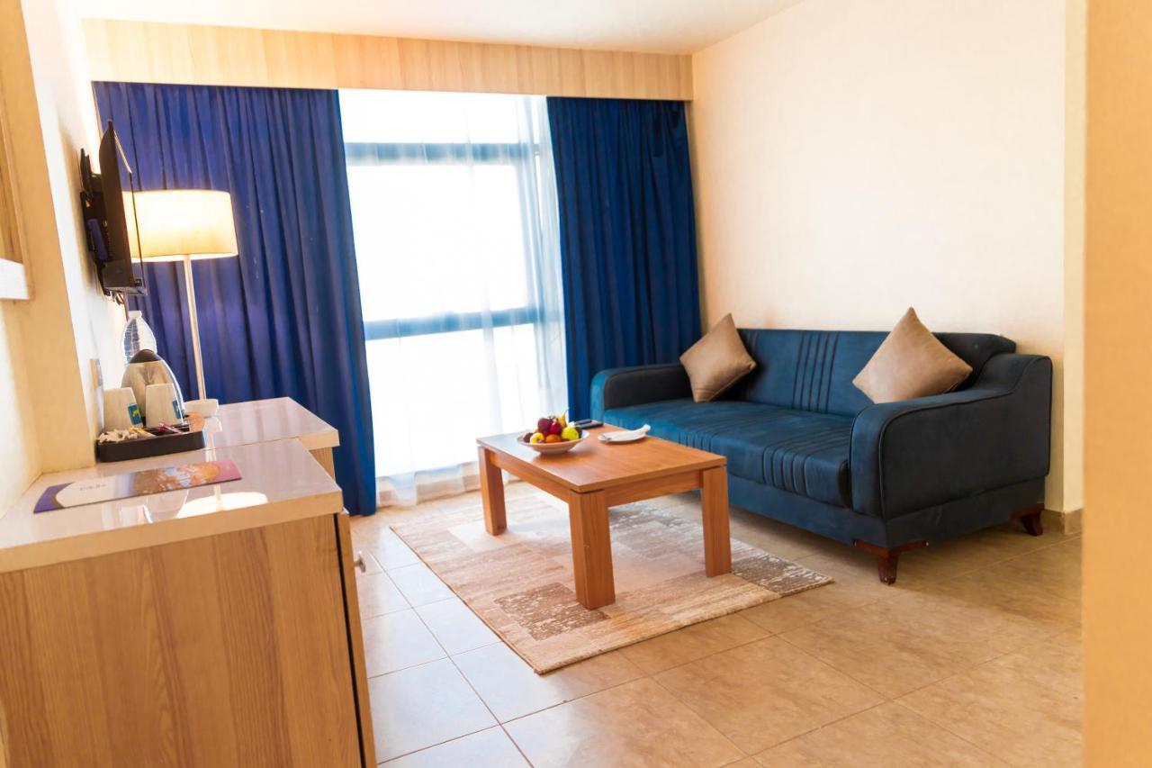 Hôtel Diamond Azur Sohag Extérieur photo