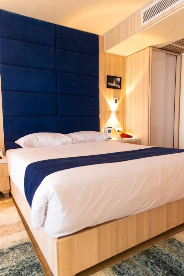Hôtel Diamond Azur Sohag Extérieur photo