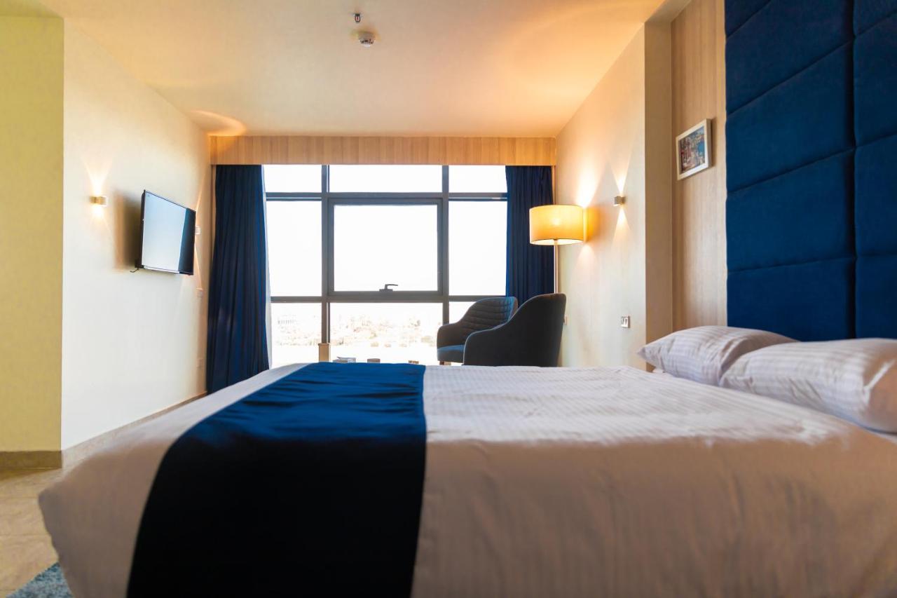 Hôtel Diamond Azur Sohag Extérieur photo